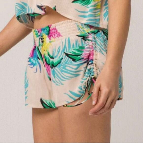 Rip Curl Ophelia Beach Shorts/Swimsuit Cover Up - Picture 8 of 10
